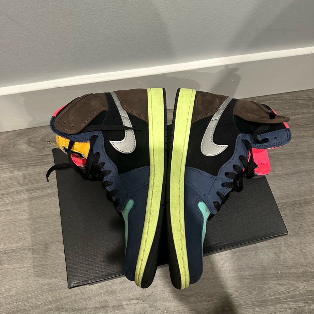 Nike Jordan 1 Bio Hack Multicolor High-Top Sneakers - Picture 4 of 11